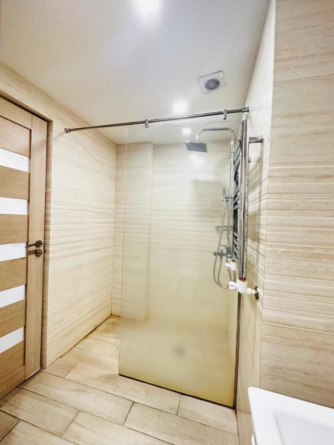 Suite Apartment On Pushkin Street Erivan Exterior foto